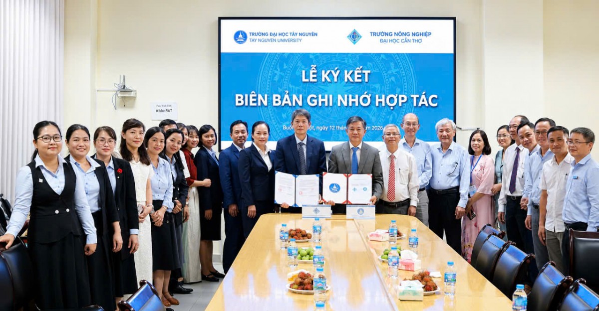 Tăng cường hợp tác đào tạo, nghiên cứu giữa hai trường đại học nông nghiệp trong nước