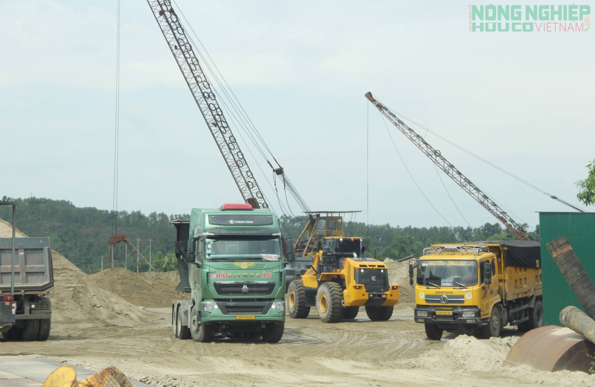 Giám đốc Sở NN&MT Nghệ An: “Bảo đảm nguồn nguyên liệu phục vụ các dự án, công trình trọng điểm”