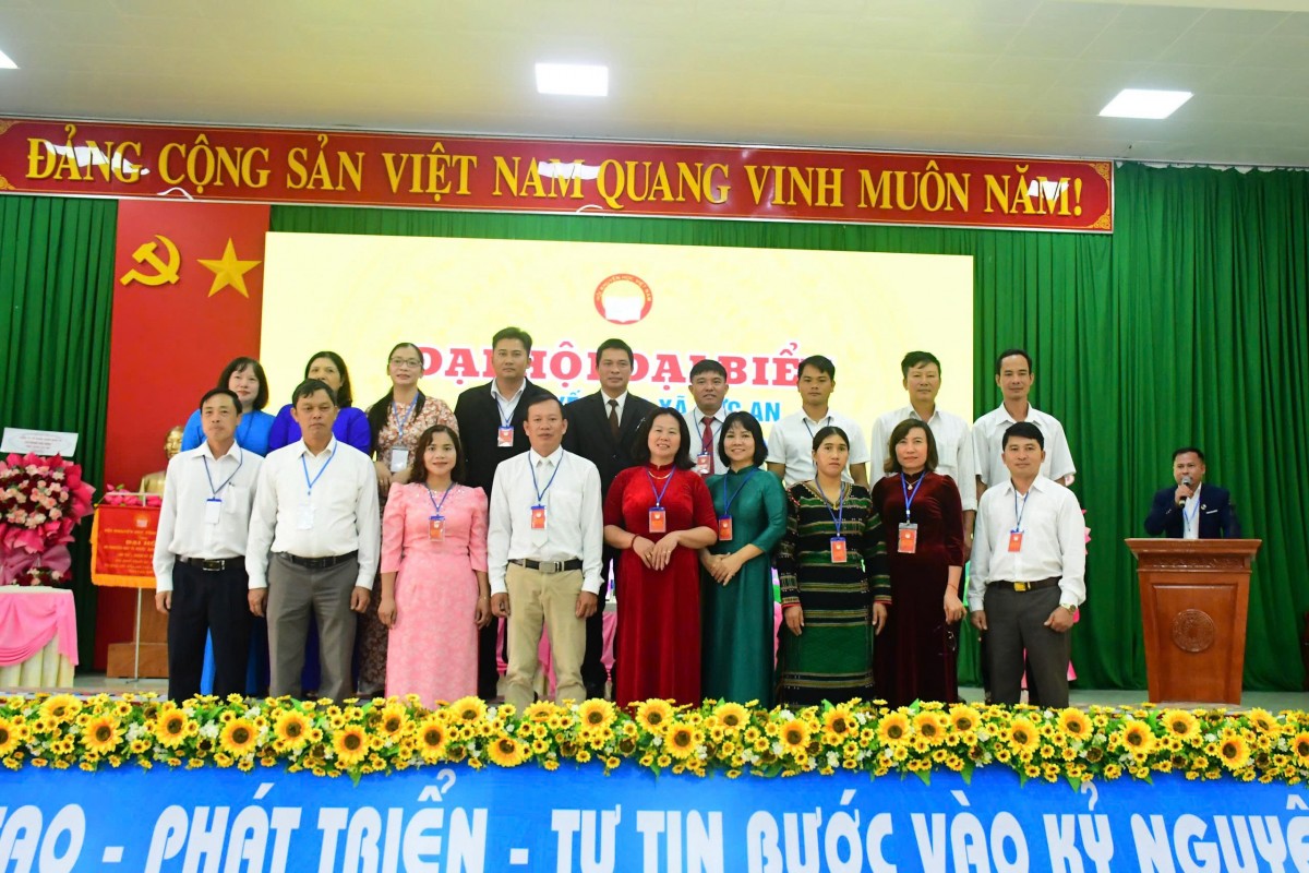 Lâm Đồng: Đại hội đại biểu Hội Khuyến học xã Đức An lần thứ I, nhiệm kỳ 2026 – 2031 Lâm Đồng: Đại hội đại biểu Hội Khuyến học xã Đức An lần thứ I, nhiệm kỳ 2026 – 2031