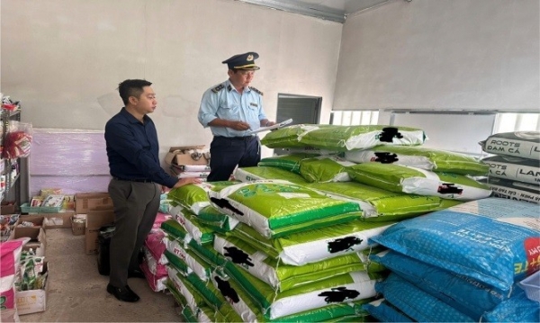 Đồng Tháp xử phạt 3 cơ sở kinh doanh phân bón vi phạm, thu gần 150 triệu đồng