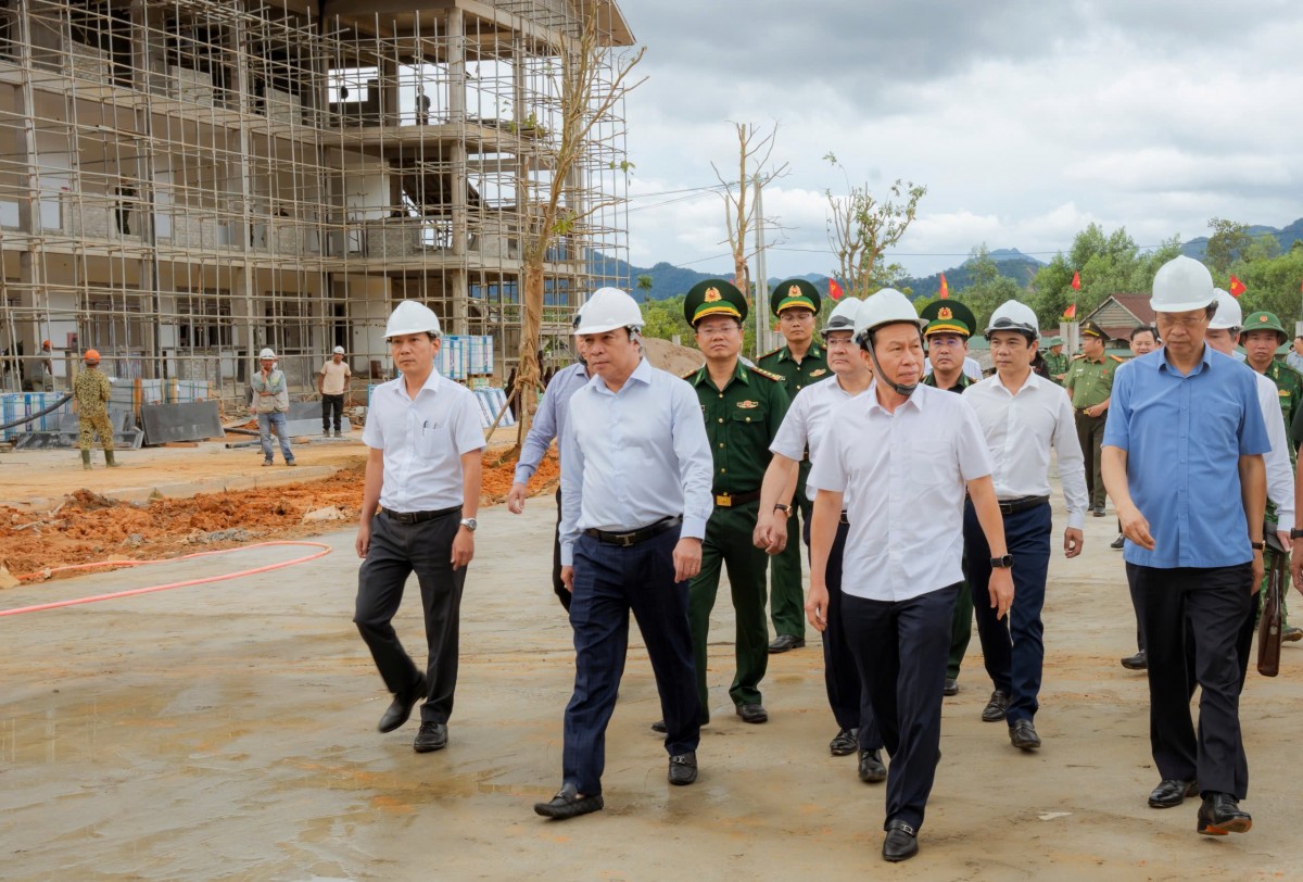 Phó Thủ tướng Chính phủ Lê Tiến Châu