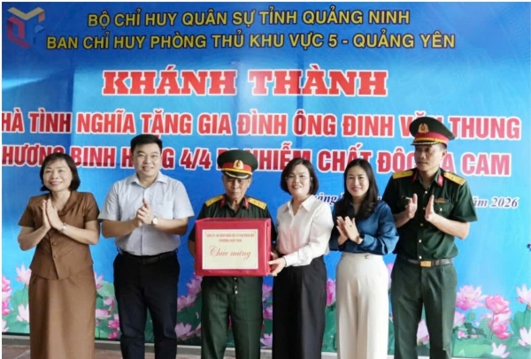 Quảng Ninh: Bàn giao nhà tình nghĩa cho thương binh ở Phường Hiệp Hòa