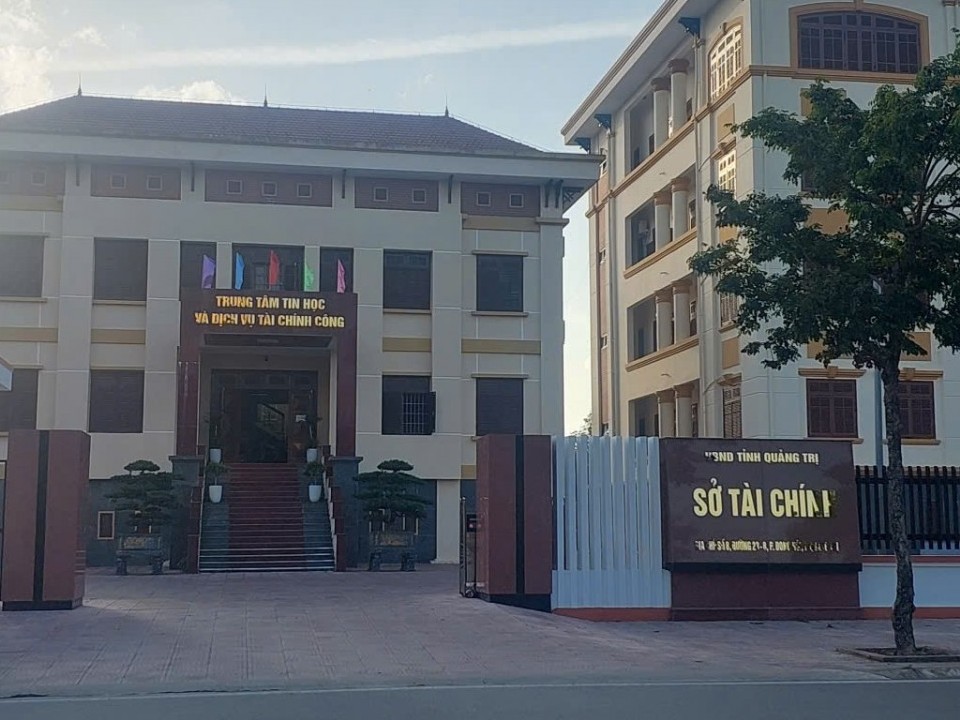 Quảng Trị sẽ tiến hành sắp xếp 24 cấp phó dôi dư ở các sở, ban ngành