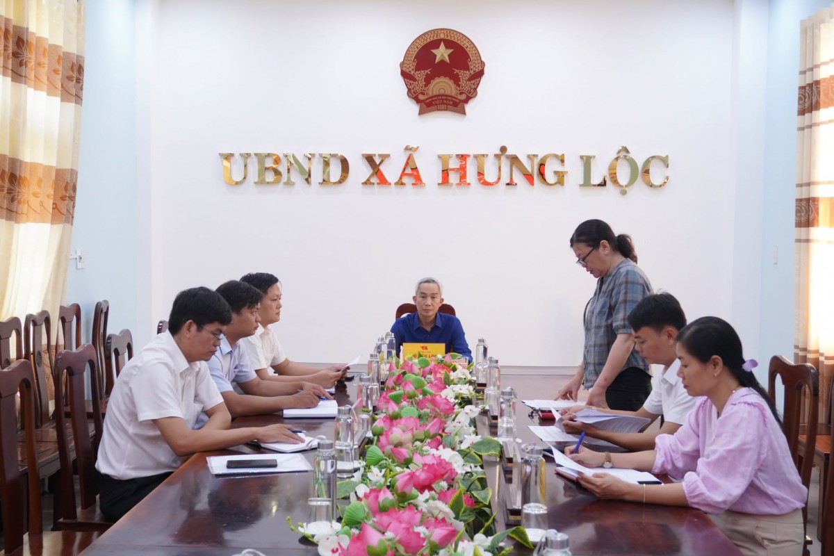 Tp. Huế: Xã Hưng Lộc tăng cường kiểm tra, xây dựng nền hành chính công khai, minh bạch