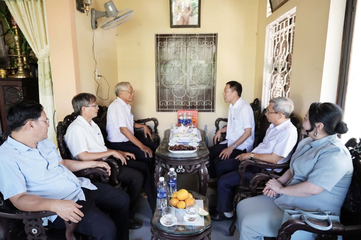 Phó Chủ tịch UBND thành phố