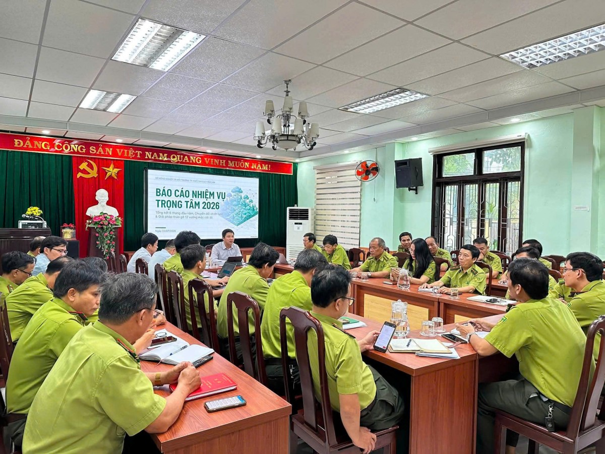 đồng chí Lê Văn Cường