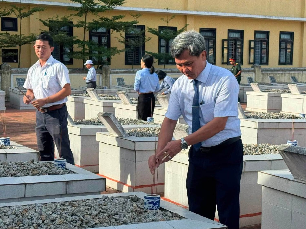 nén hương tri ân