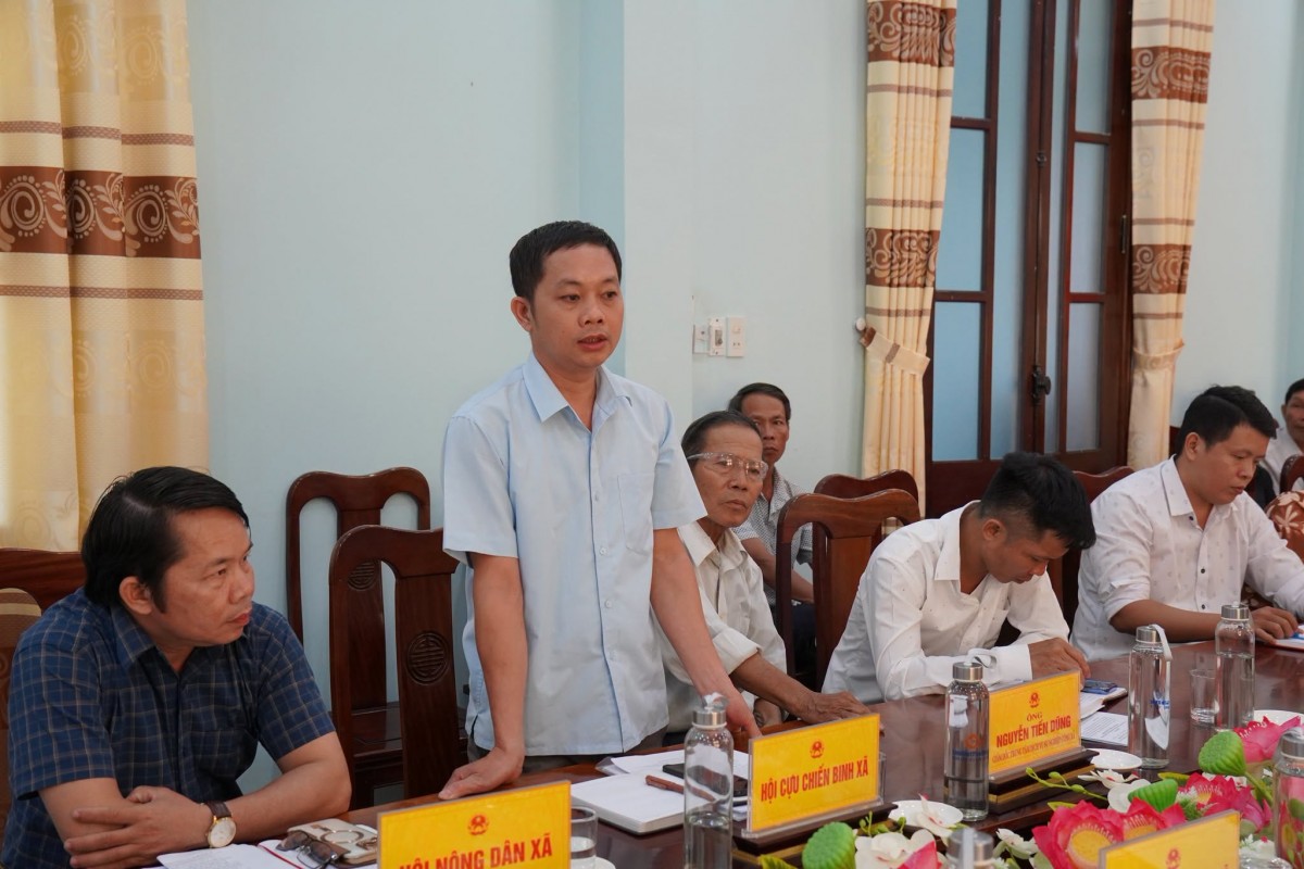 đóng góp ý kiến