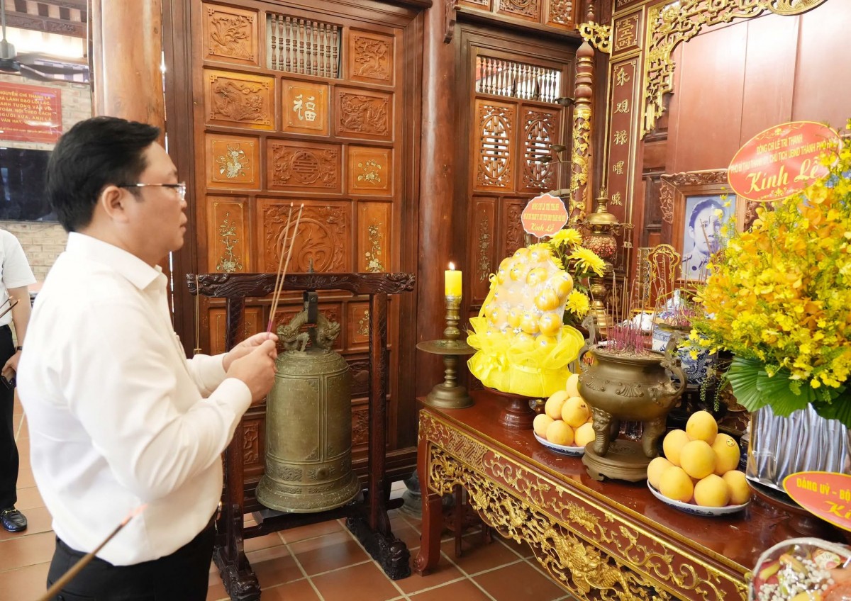 dâng hương