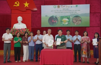 Kết nối doanh nghiệp, củng cố nền tảng sản xuất hữu cơ tại Tân Lạc