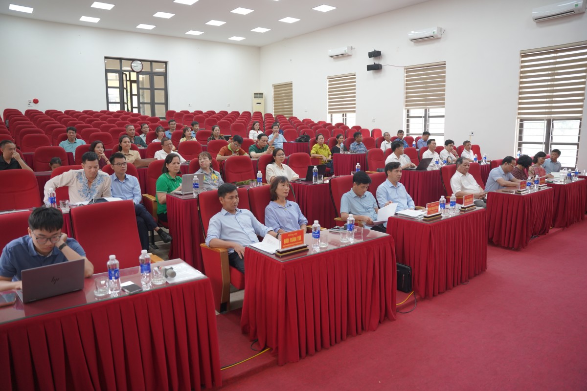 Chương trình tạo không gian trao đổi trực tiếp giữa cơ quan quản lý, chuyên gia, doanh nghiệp và các hợp tác xã về tiêu chuẩn sản xuất, chất lượng và thị trường tiêu thụ.