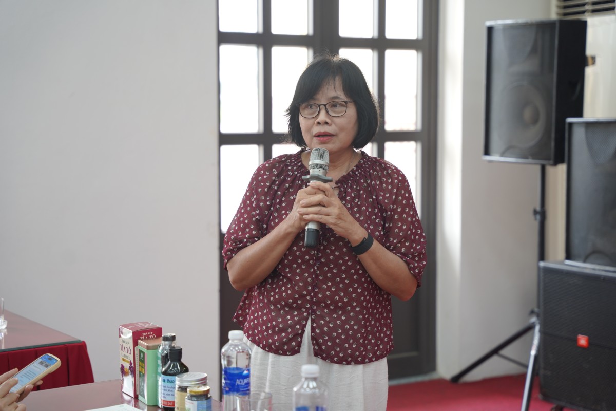 Bà Từ Thị Tuyết Nhung, Trưởng Ban Tiêu chuẩn Hiệp hội Nông nghiệp Hữu cơ Việt Nam, nhấn mạnh PGS là Hệ thống bảo đảm có sự tham gia, không phải một bộ tiêu chuẩn sản xuất.
