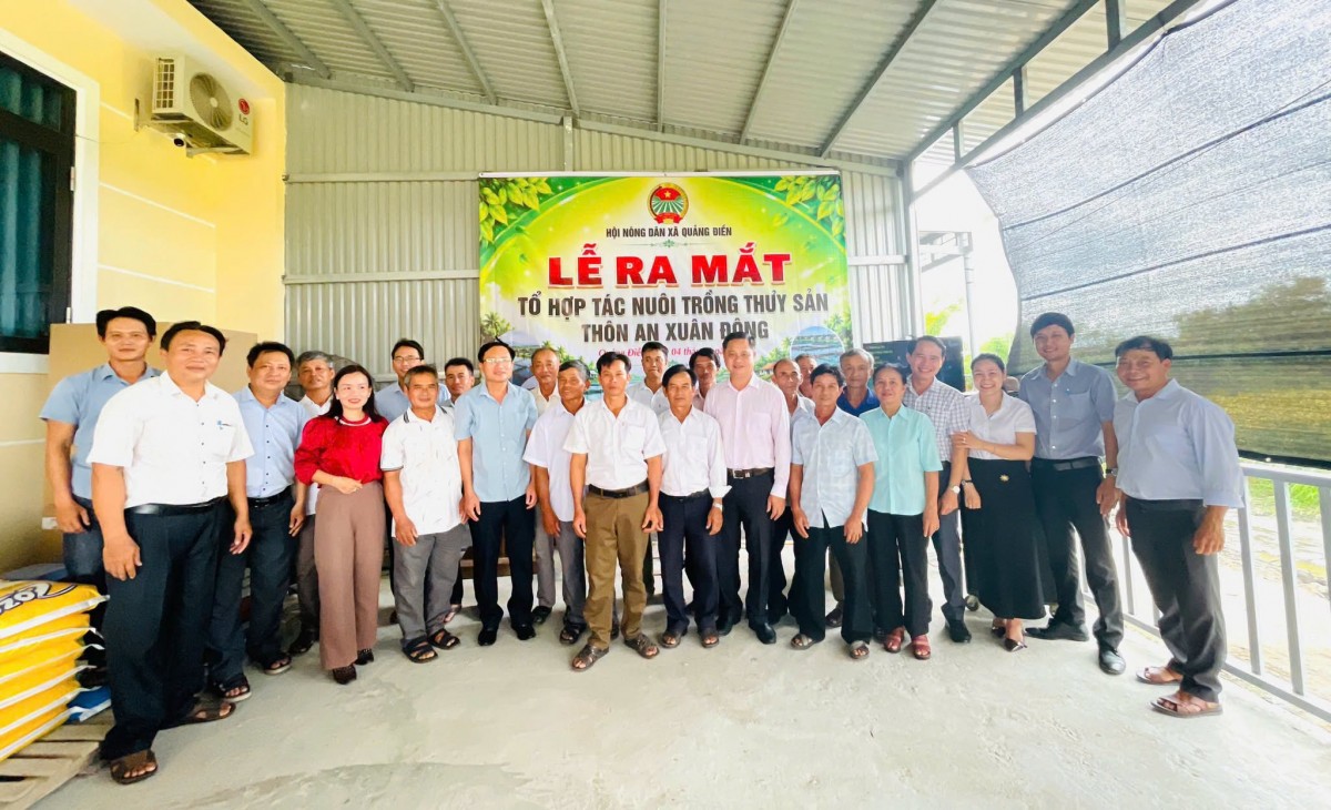 chụp ảnh lưu niệm