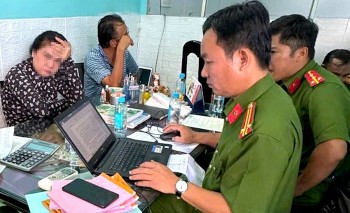 An Giang khởi tố vụ án làm giả gạo ST25, thu giữ hơn 22 tấn gạo