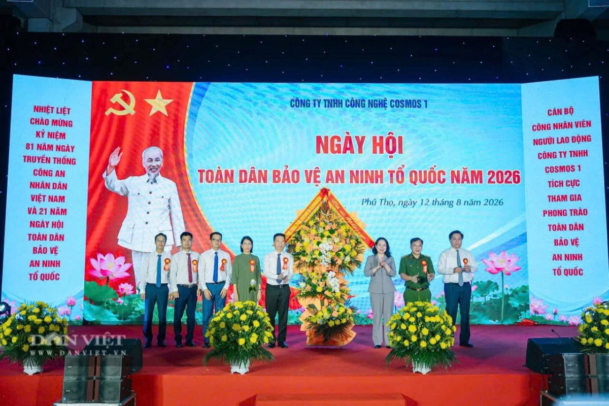 Phó Chủ tịch nước Võ Thị Ánh Xuân dự Ngày hội toàn dân bảo vệ an ninh Tổ quốc tại Phú Thọ