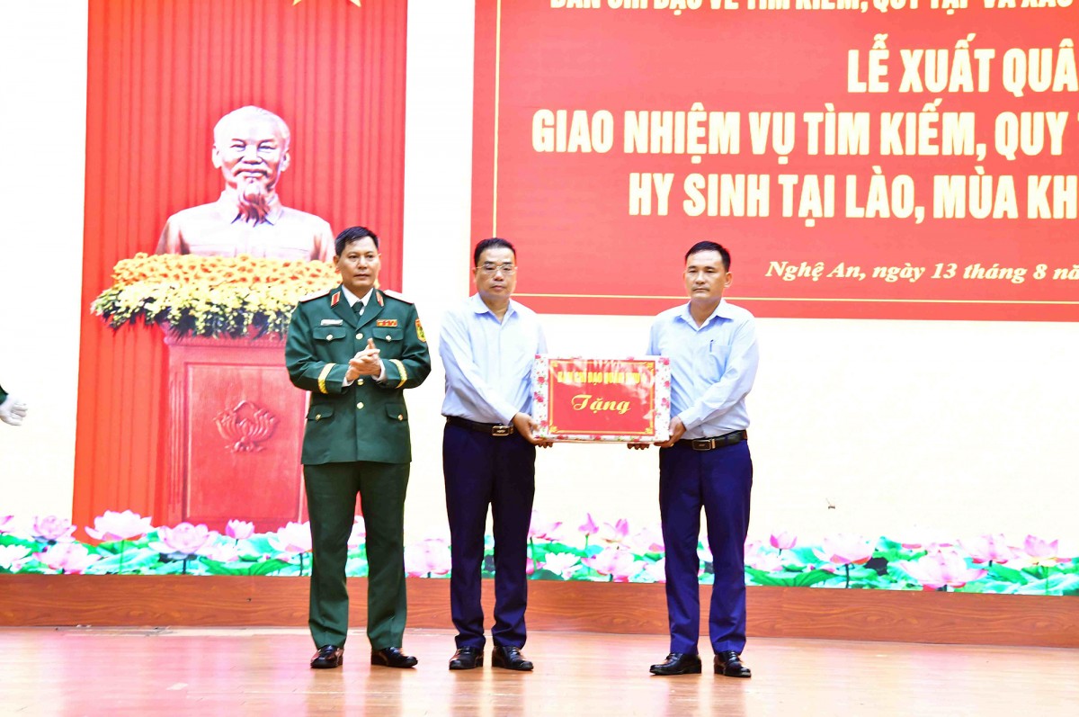 Nghệ An xuất quân thực hiện nhiệm vụ tìm kiếm, quy tập hài cốt liệt sĩ mùa khô 2026-2027