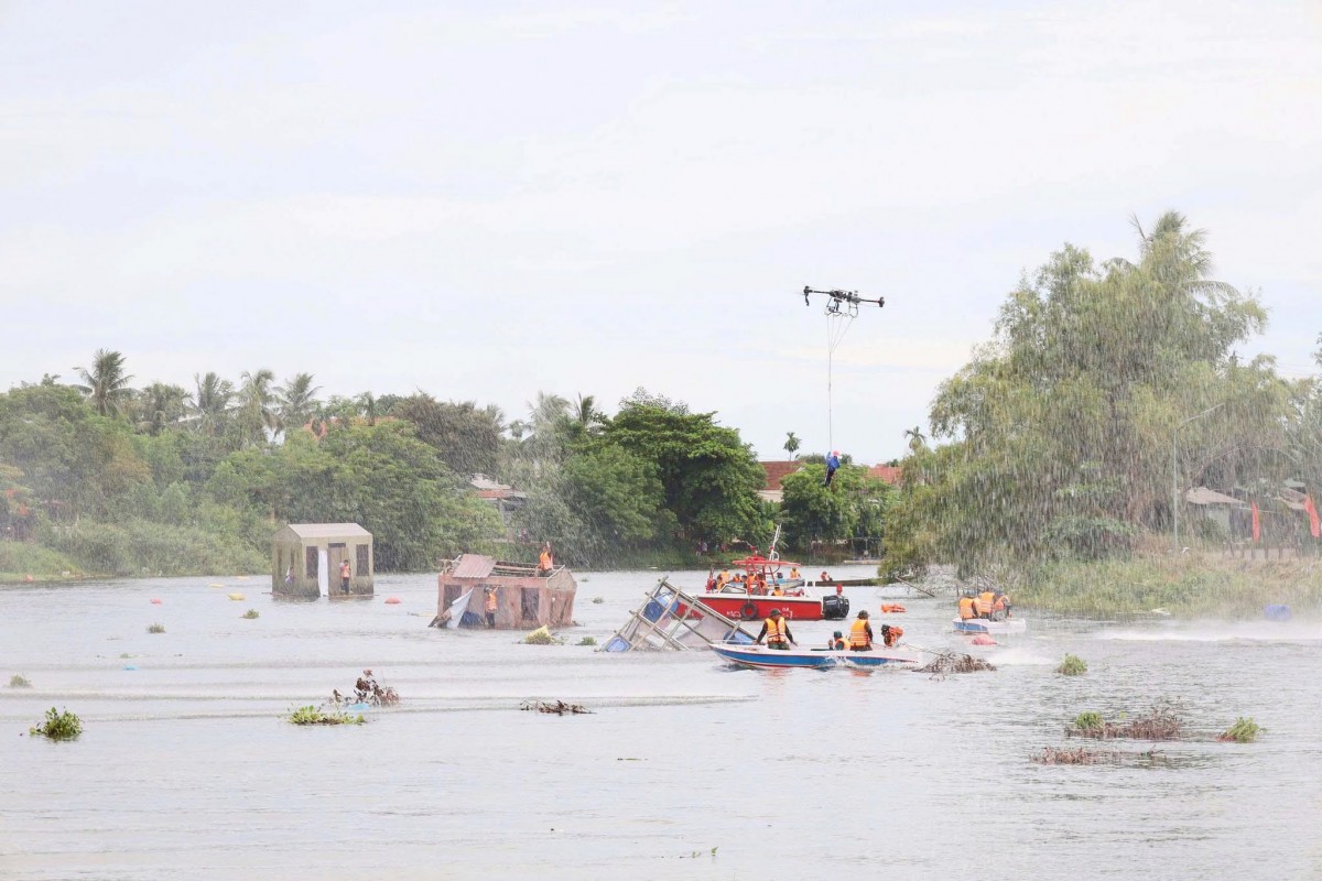 bay không người lái