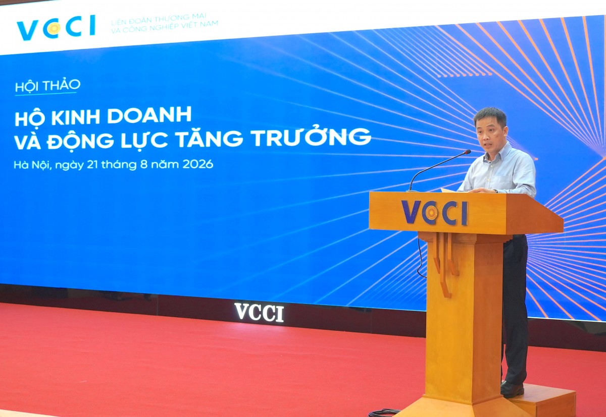 Ông Đậu Anh Tuấn, Phó Tổng Thư ký, Trưởng Ban Pháp chế VCCI, phát biểu khai mạc hội thảo.