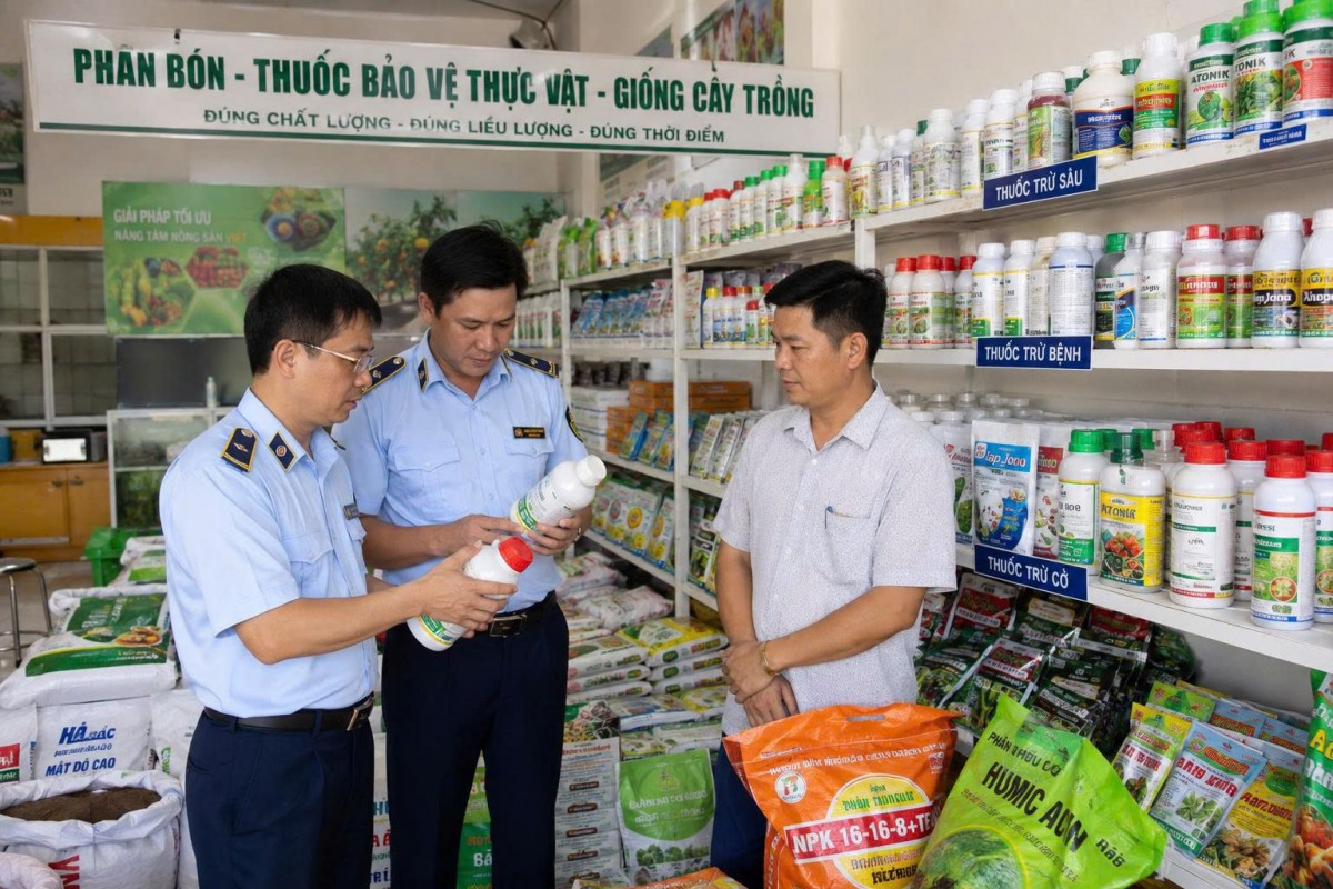Lâm Đồng kiểm tra 13 cơ sở kinh doanh phân bón, thuốc bảo vệ thực vật