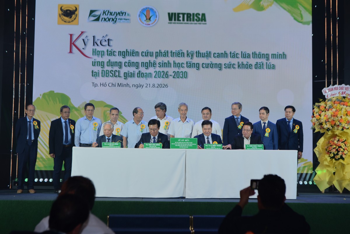 Công ty CP Phân bón Bình Điền ký kết thỏa thuận hợp tác nghiên cứu phát triển kỹ thuật canh tác lúa thông minh, ứng dụng công nghệ sinh học nhằm tăng cường sức khỏe đất lúa tại Đồng bằng sông Cửu Long giai đoạn 2026–2030 với Viện Lúa Đồng bằng sông Cửu Long, Trung tâm Khuyến nông Quốc gia và Hiệp hội Ngành hàng Lúa gạo Việt Nam.