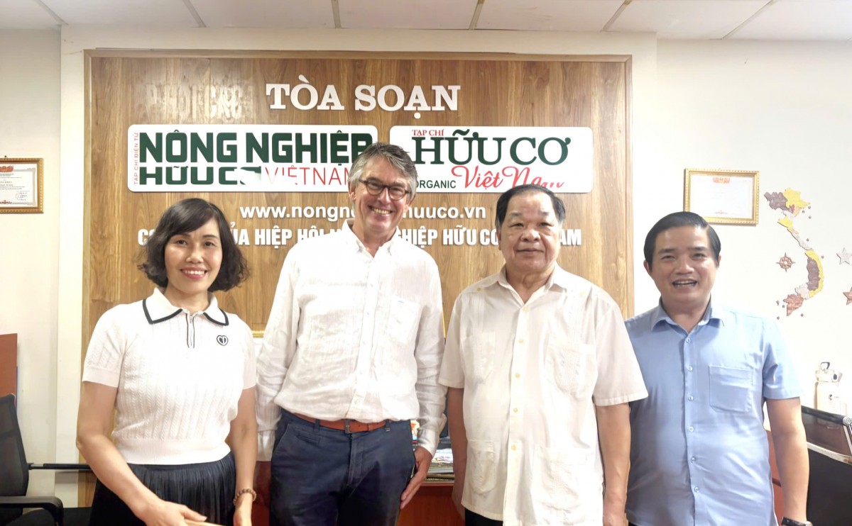 VOAA thúc đẩy hợp tác xây dựng dự án chè hữu cơ và du lịch nông nghiệp
