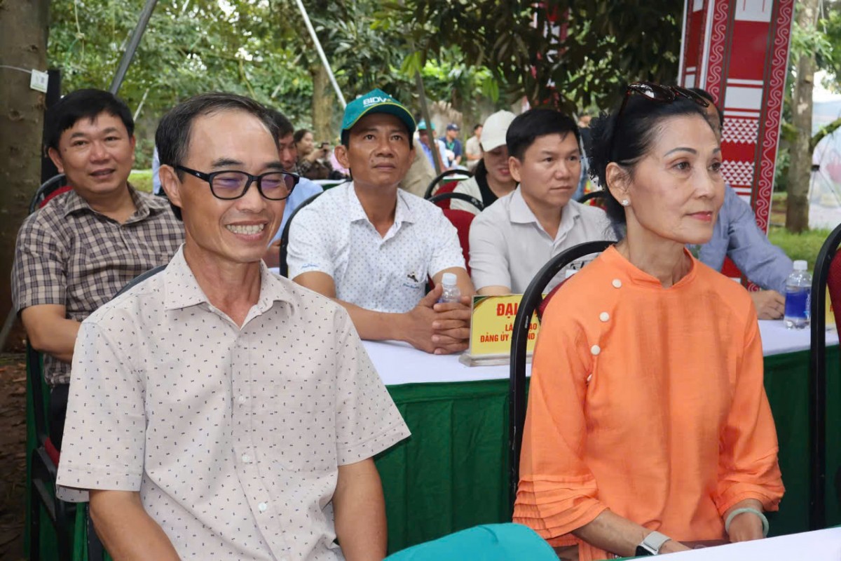 Bí thư Đảng ủy xã Ea Knuếc tham gia 