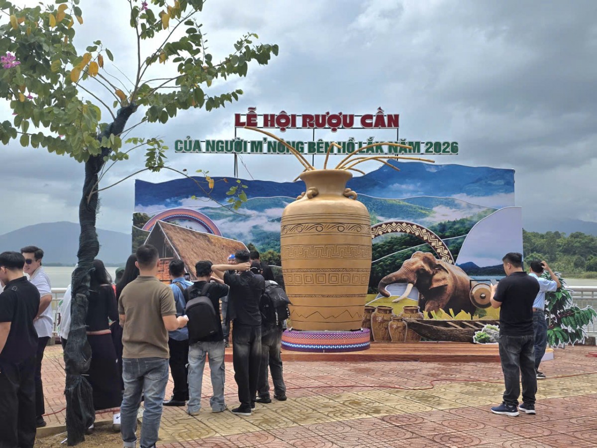 Tổ chức Lễ hội Rượu cần người M’nông tại khu vực bên hồ Lắk năm 2026