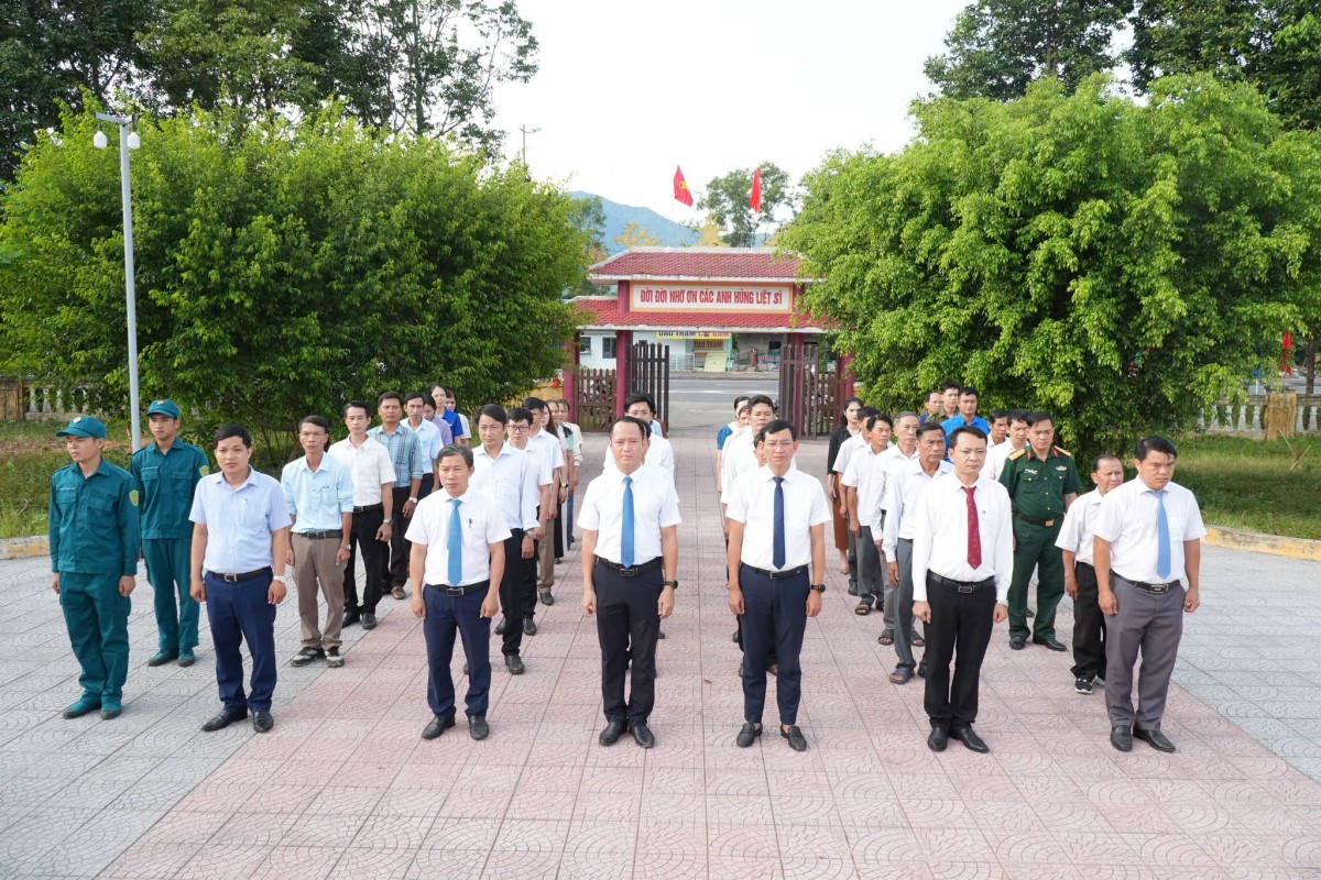 Từ những nén tâm hương đến trách nhiệm gìn giữ giá trị hôm nay xã Chân Mây - Lăng Cô
