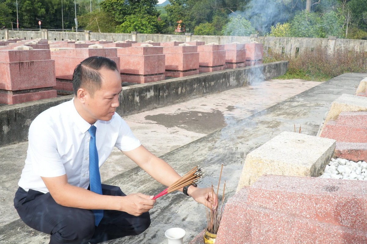 Từ những nén tâm hương đến trách nhiệm gìn giữ giá trị hôm nay trách nhiệm với tương lai
