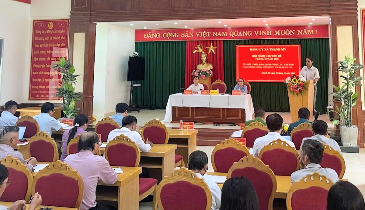 Xây dựng chính quyền cơ sở vững mạnh, hiệu lực, hiệu quả tại xã Thạnh Mỹ.