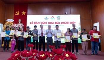 Phân bón Cà Mau trao tặng 55 mái ấm tại xã Thạnh Xuân, thành phố Cần Thơ