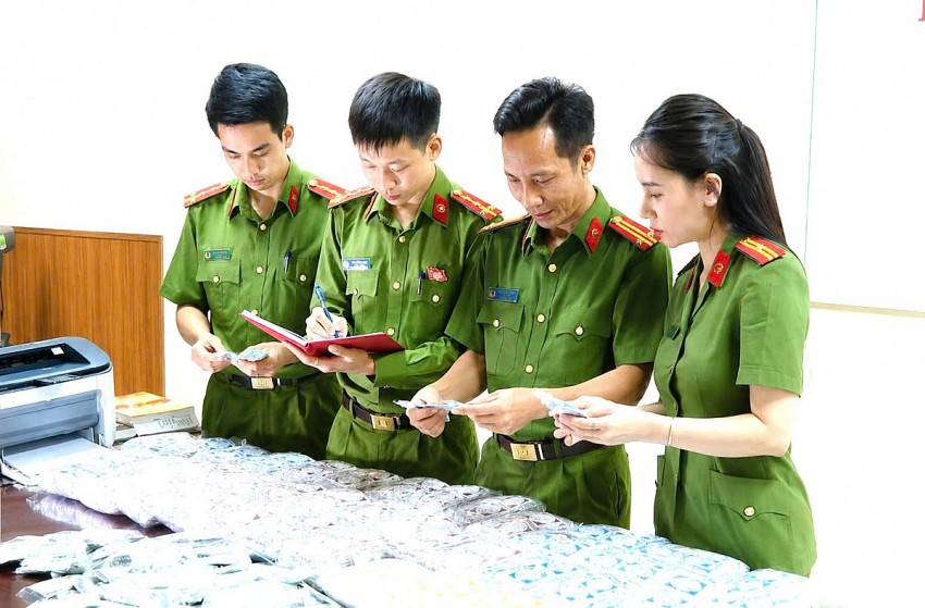 Tang vật vụ án được Công an Thanh Hóa thu giữ trong vụ án.