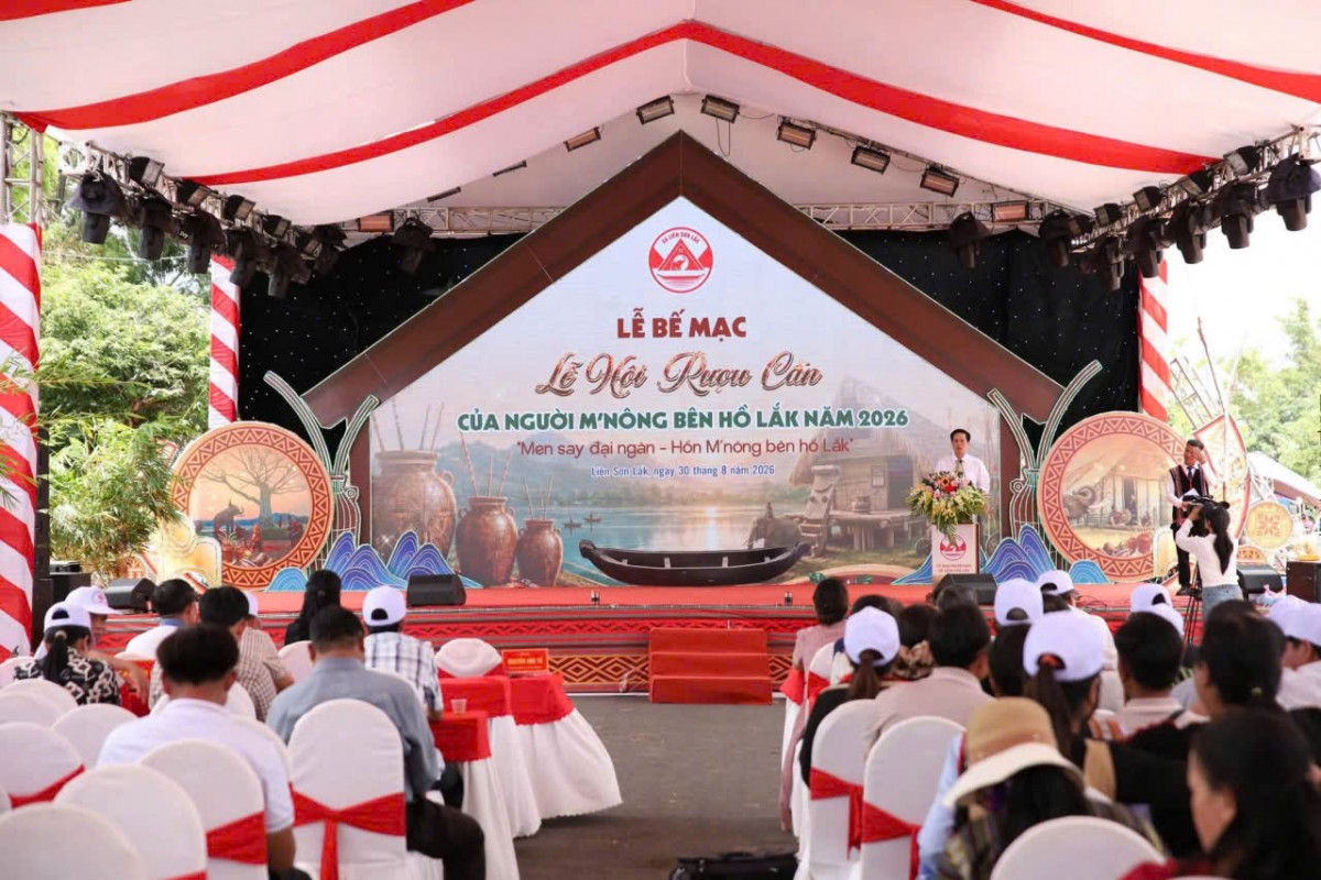 Lễ hội Rượu cần bên hồ Lắk khép lại, lan tỏa hồn M’nông và men say đại ngàn