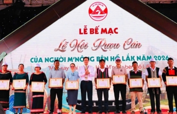Lễ hội Rượu cần bên hồ Lắk khép lại, lan tỏa hồn M’nông và men say đại ngàn
