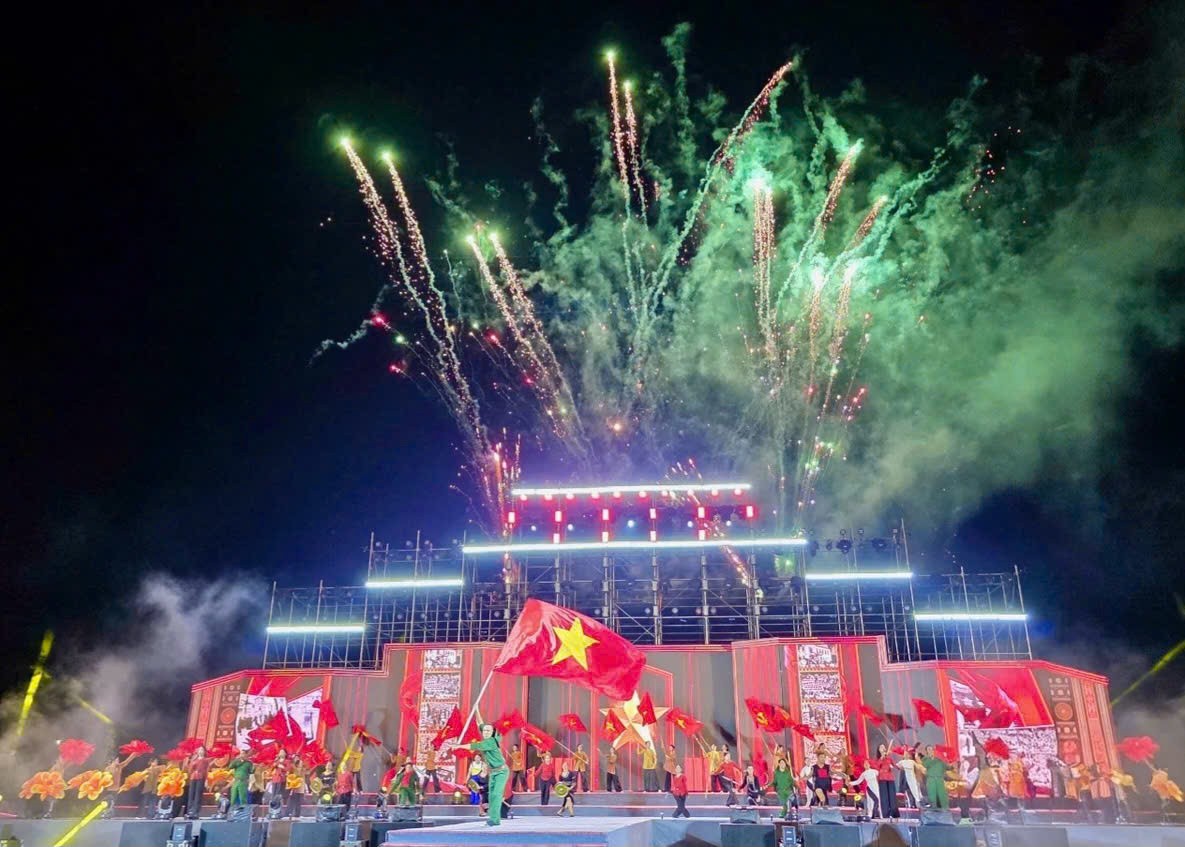 Đặc sắc chương trình nghệ thuật “Bài ca dựng nước - Khát vọng vươn xa” mừng Quốc khánh