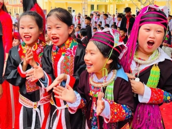 Gần 372.000 học sinh TP Quảng Ninh khai giảng năm học mới 2026-2027