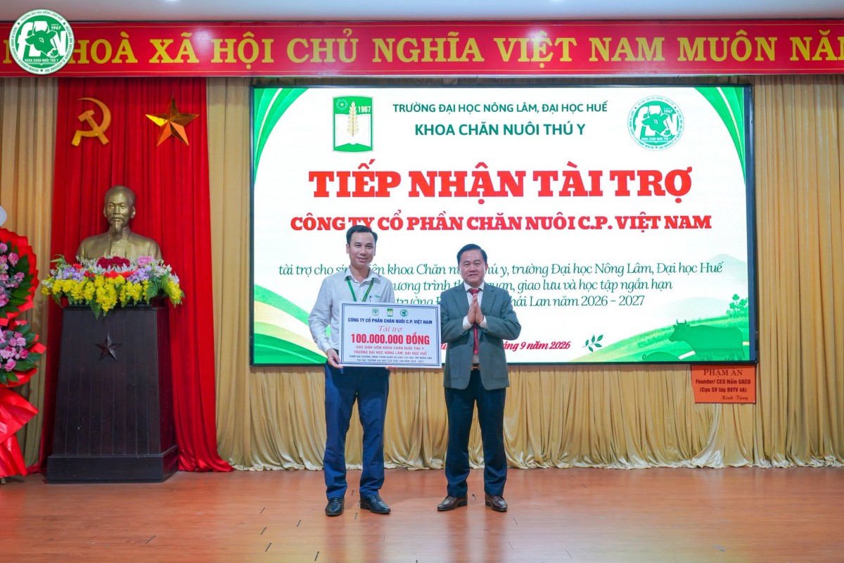 ĐH Nông Lâm - ĐH Huế: Khoa Chăn nuôi Thú y chào đón 353 tân sinh viên Khóa 60 ĐH Nông Lâm - ĐH Huế: Khoa Chăn nuôi Thú y chào đón 353 tân sinh viên Khóa 60