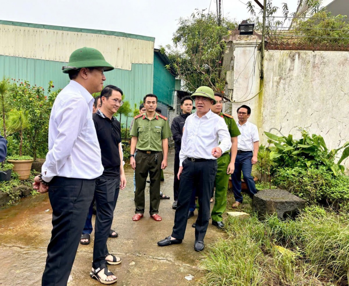 Chủ tịch UBND tỉnh Gia Lai yêu cầu xử lý dứt điểm điểm ngập tại phường Thống Nhất