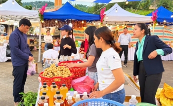 Đà Nẵng đưa hàng Việt đến gần hơn với đồng bào vùng cao Tây Giang