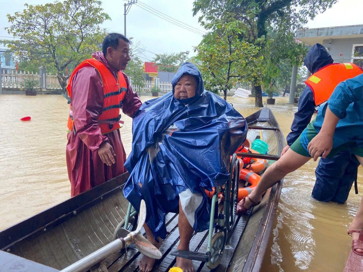 Huế tiếp tục có mưa vừa, mưa to, có nơi mưa rất to - Người dân cần chủ động phòng tránh