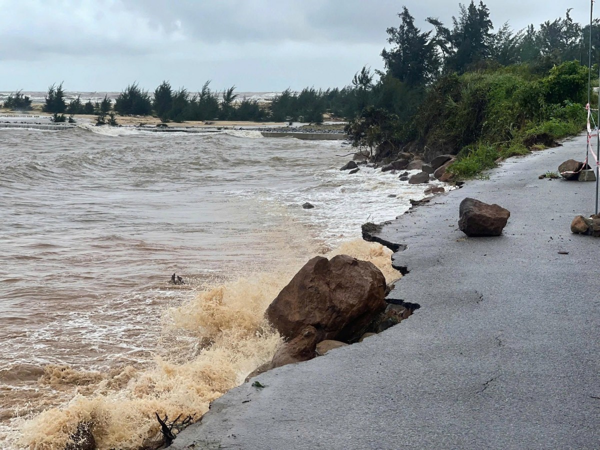 Huế tiếp tục có mưa vừa, mưa to, có nơi mưa rất to - Người dân cần chủ động phòng tránh