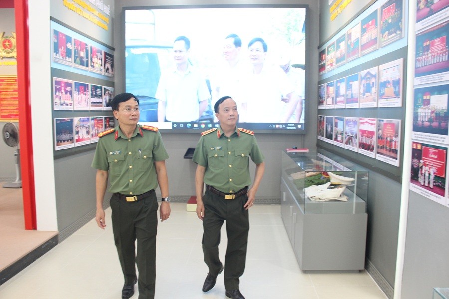 Giữ vững an ninh, trật tự, tạo nền tảng cho Huế phát triển bền vững