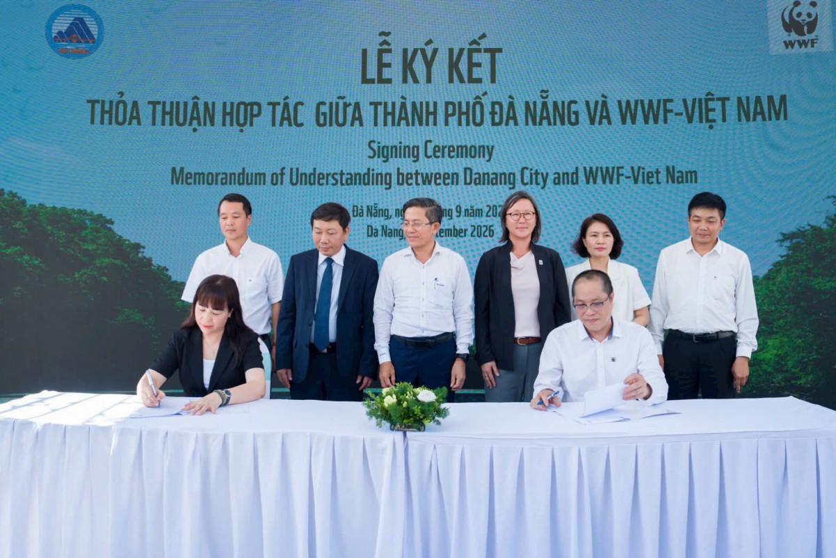 Đà Nẵng và WWF-Việt Nam ký kết hợp tác bảo tồn nguồn nước sông Cu Đê.