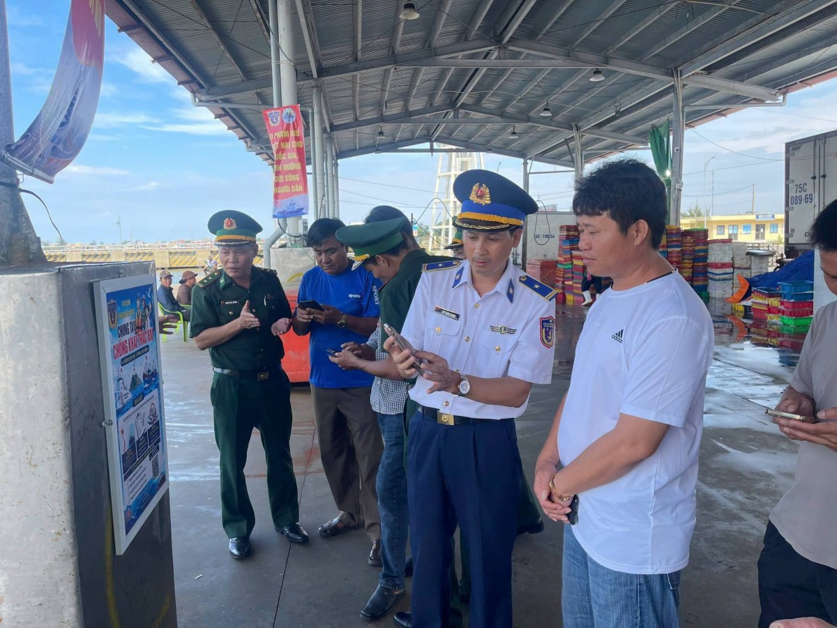 khai thác hải sản