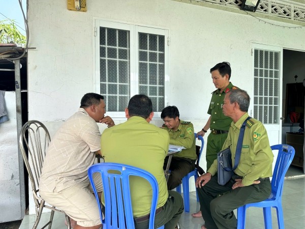 Cà Mau: Phát hiện hộ dân nuôi nhốt trái phép 22 cá thể chim hoang dã