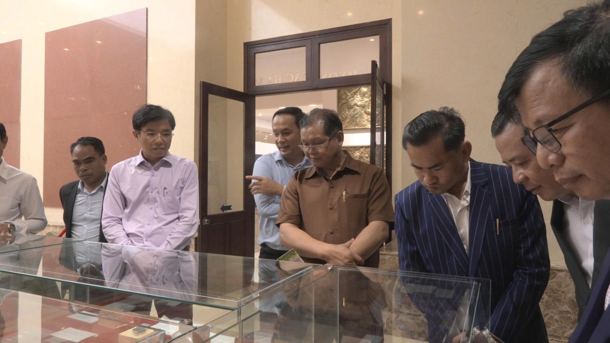 Đoàn công tác huyện Lạ Màm thăm và làm việc tại Đà Nẵng