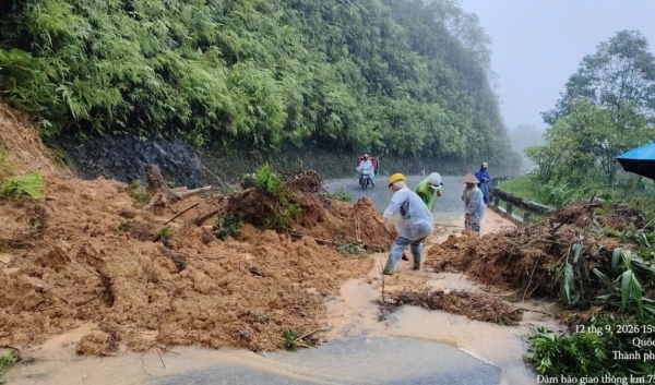 Tp. Huế vẫn còn mưa lớn cực đoan, người dân cần đề phòng nguy cơ sạt lở, thiên tai