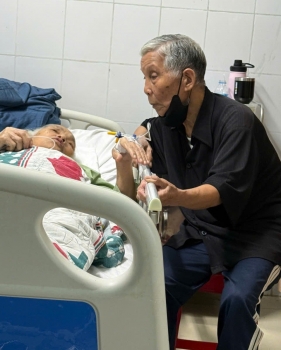 Đôi dòng tâm sự cùng bà