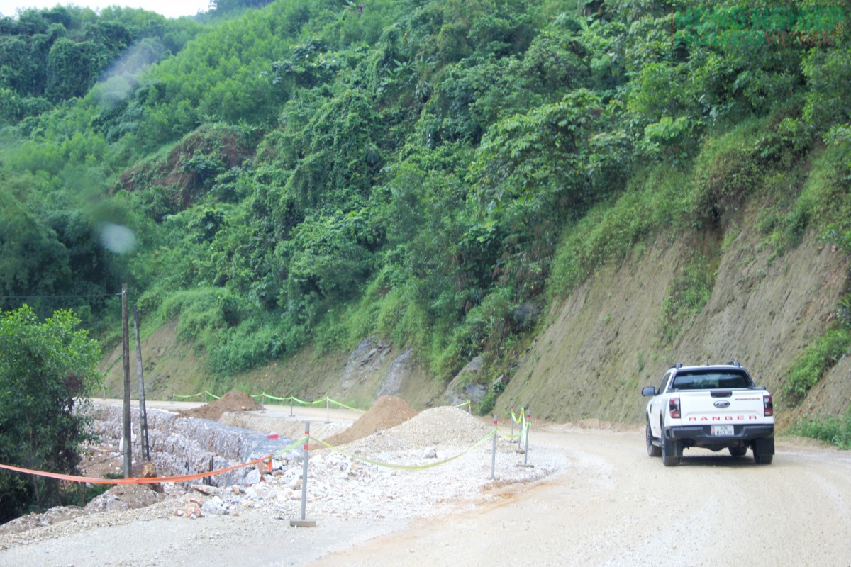 Chủ tịch Nghệ An phê bình 4 sở, ban ngành và hàng chục địa phương giải ngân vốn đầu tư công chưa tốt
