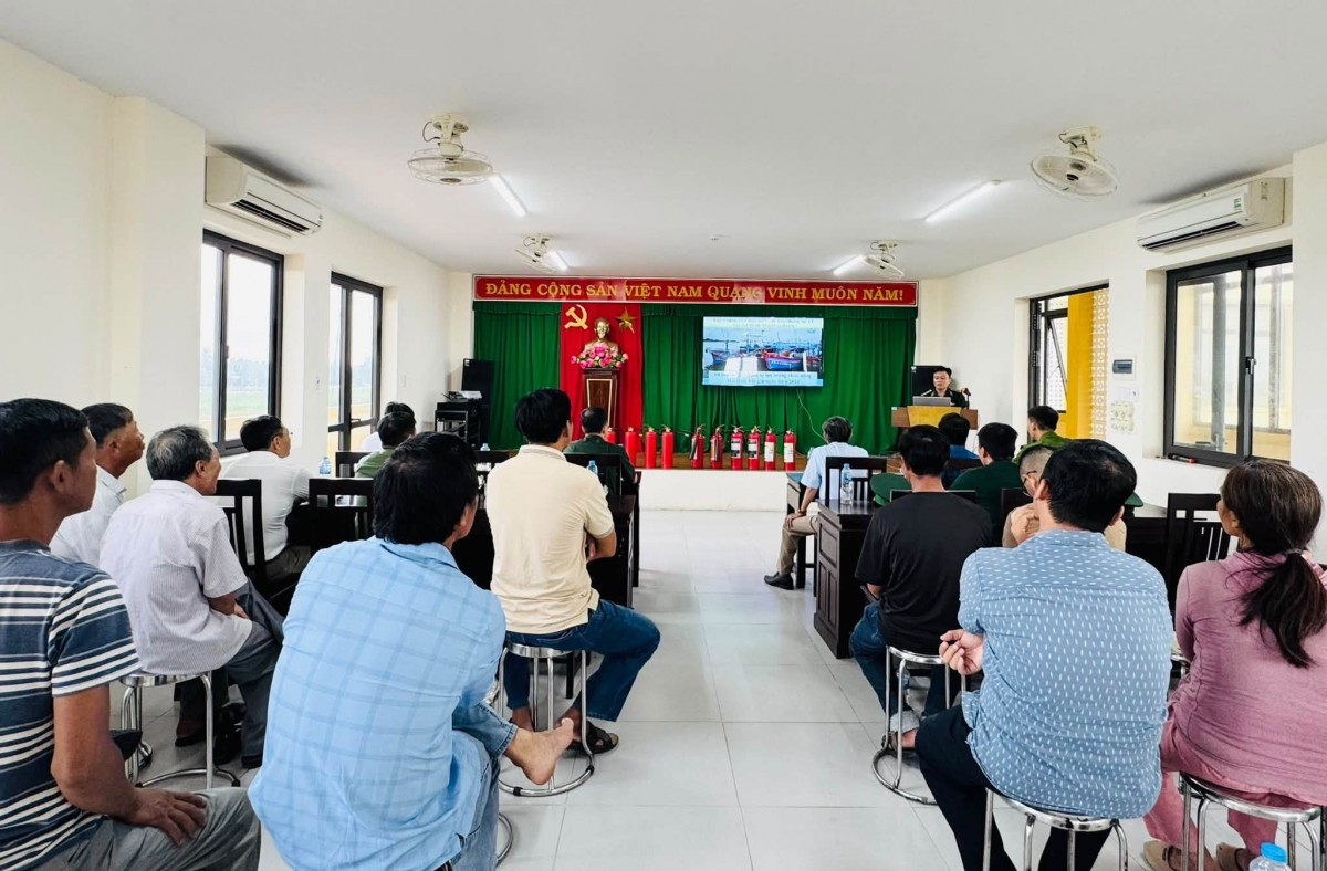 Tp. Huế: Phường Thuận An tăng cường chống khai thác IUU, bảo đảm an toàn tàu cá
